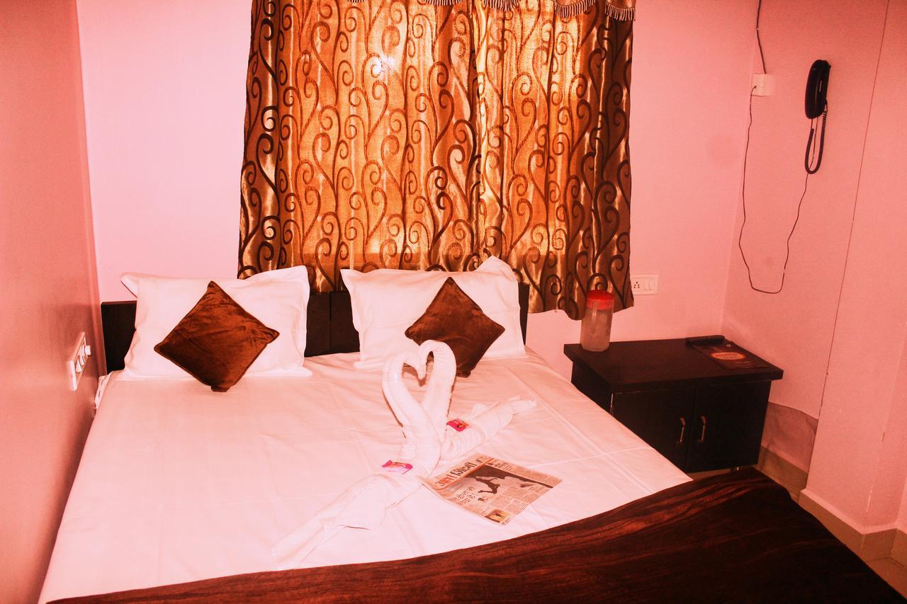 Mansarovar Guest House Удджайн Екстер'єр фото