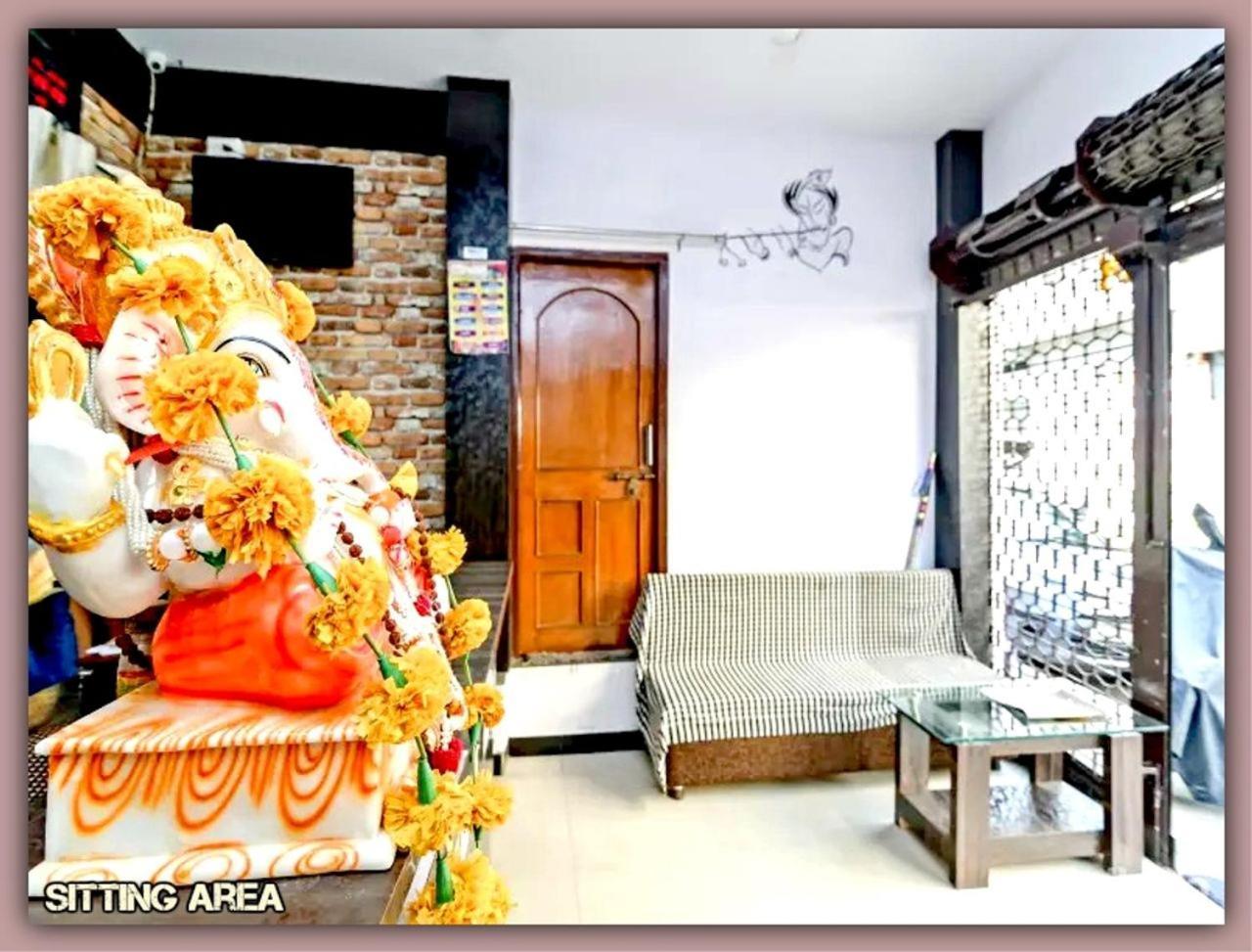 Mansarovar Guest House Удджайн Екстер'єр фото